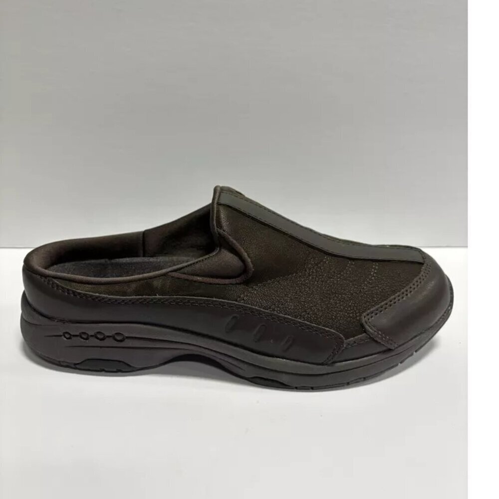 Easy Spirit Women’s TravelTime, Brown Slip-On Clogs, Size 8.5 Wide